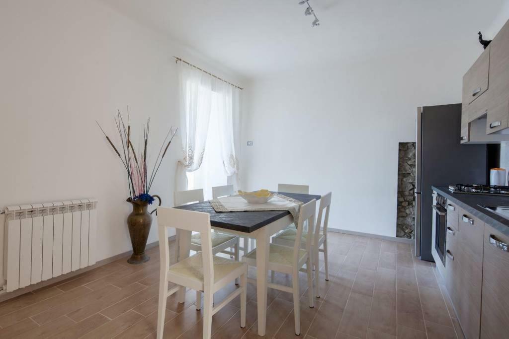 הוילה Follo Alto Casa Sterinella מראה חיצוני תמונה